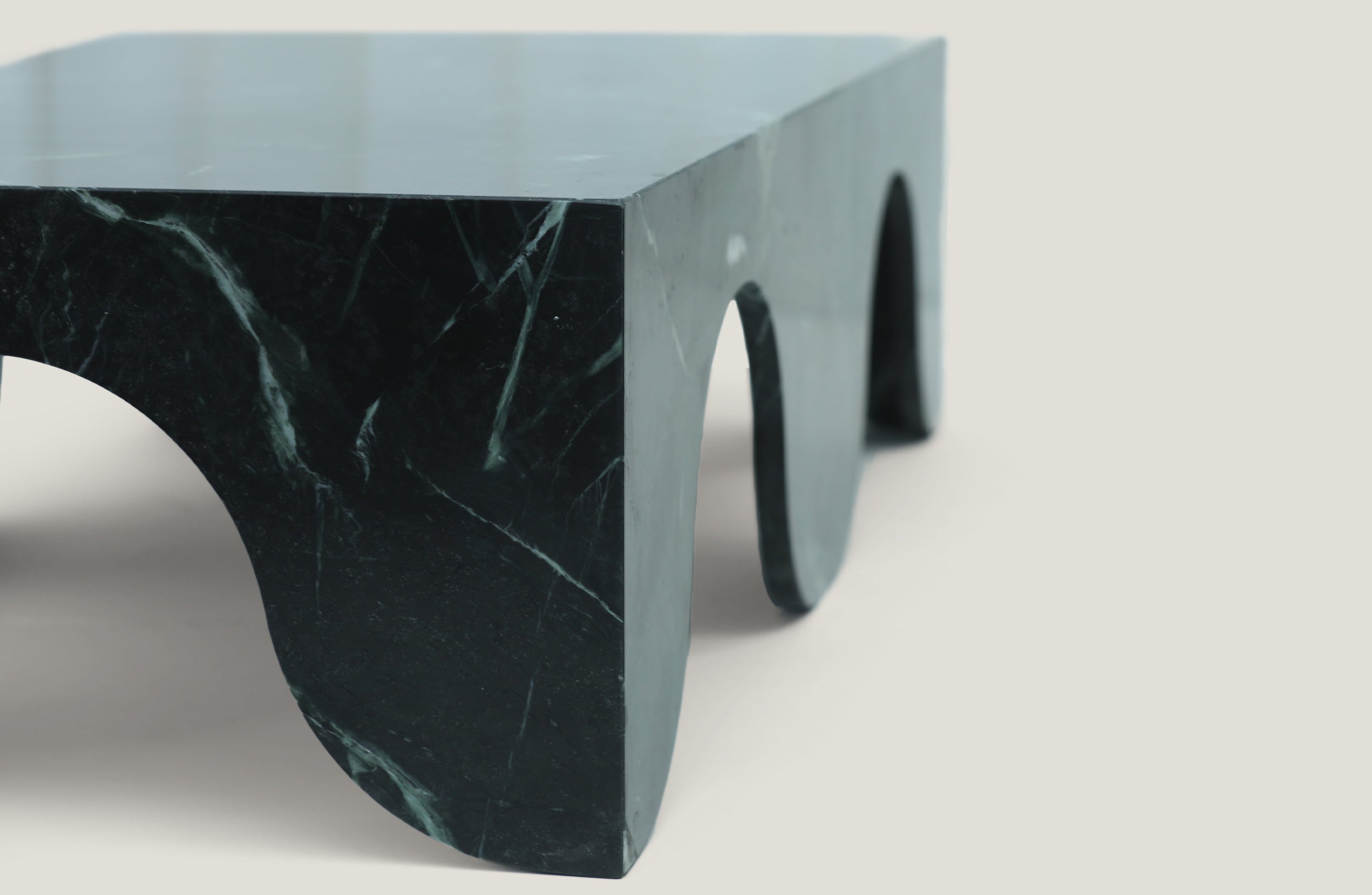 Verde Kontrast Coffee Table