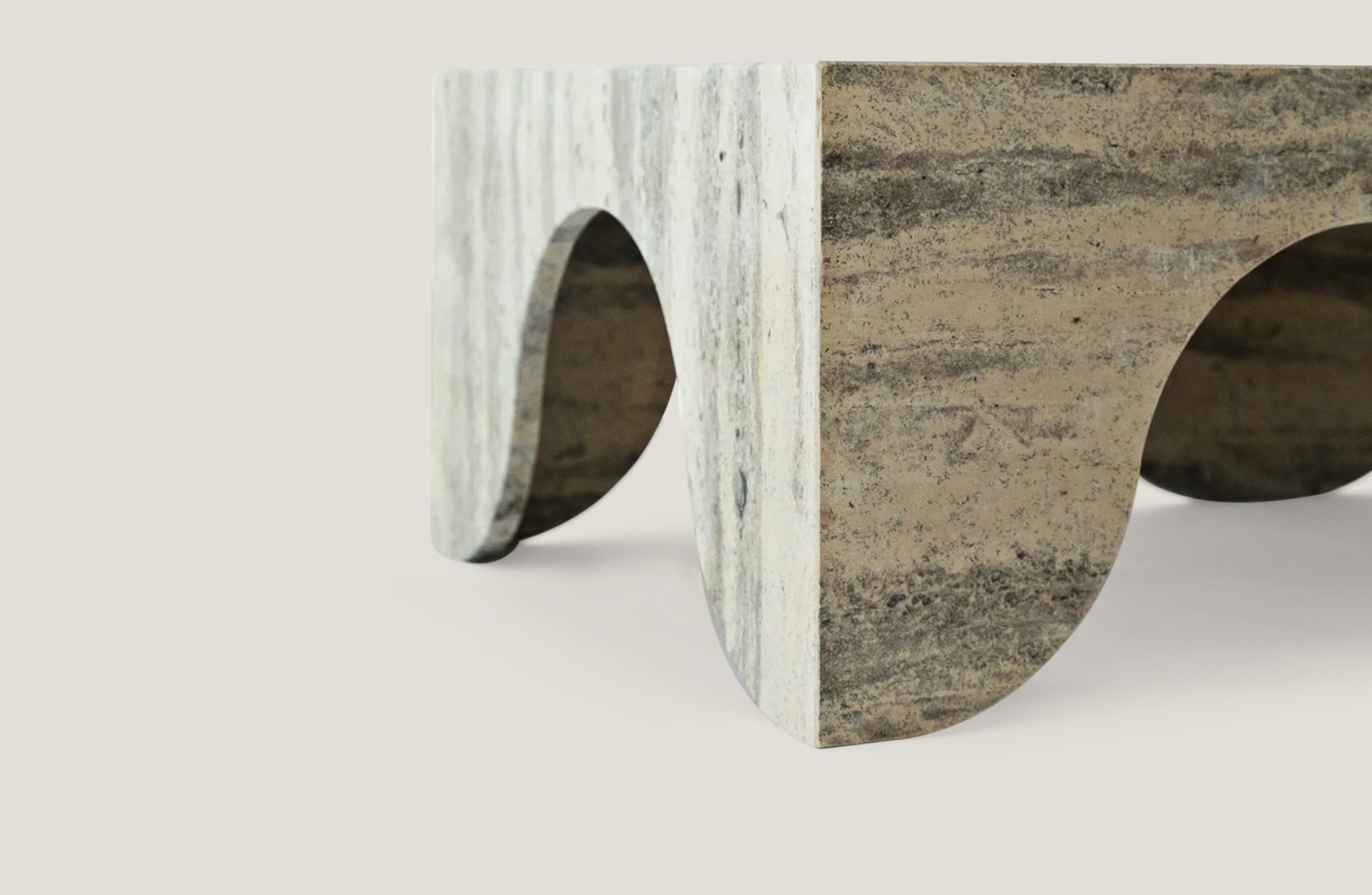 Kontur Curva Due Coffee Table