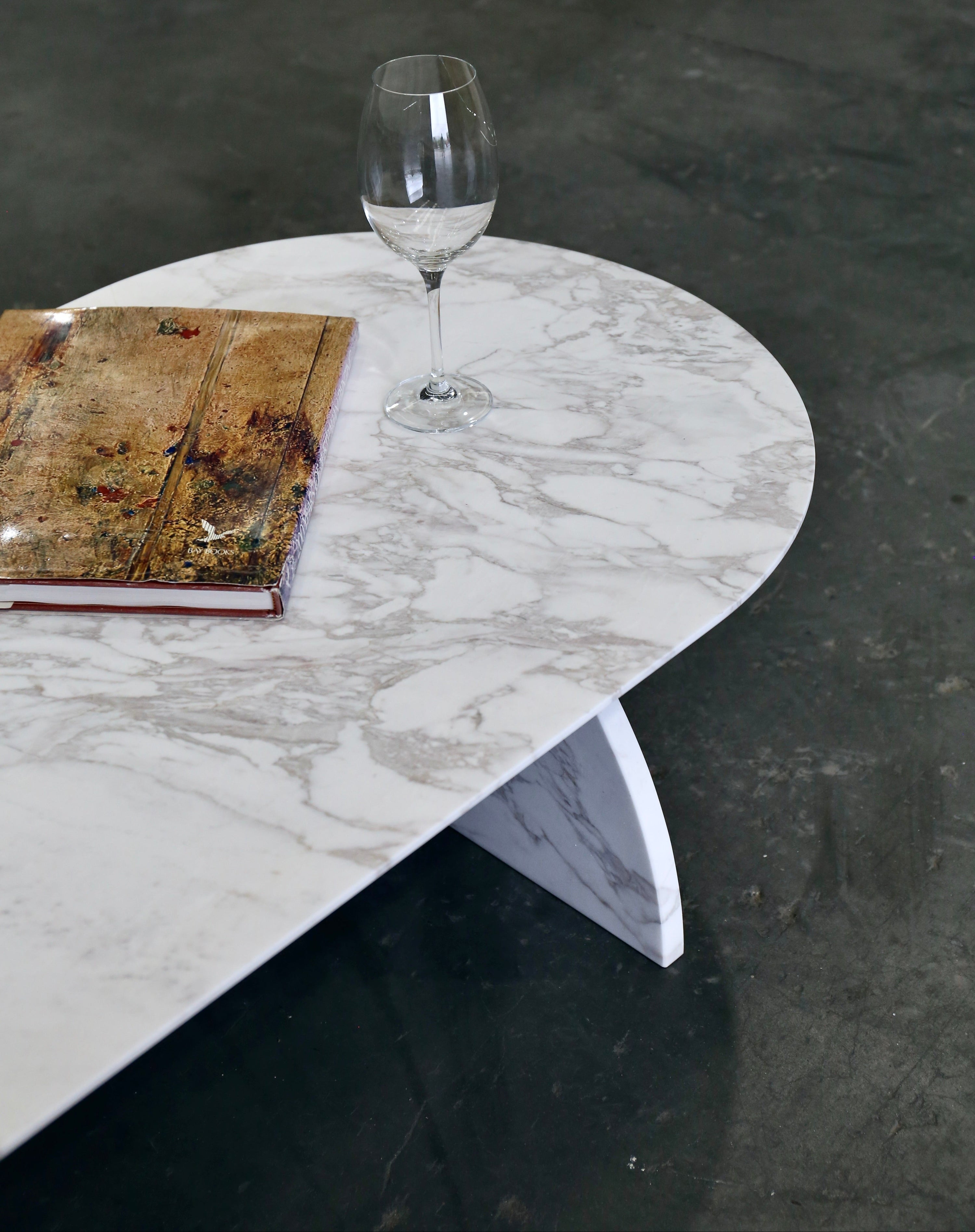 Stor Ovale Coffee Table II