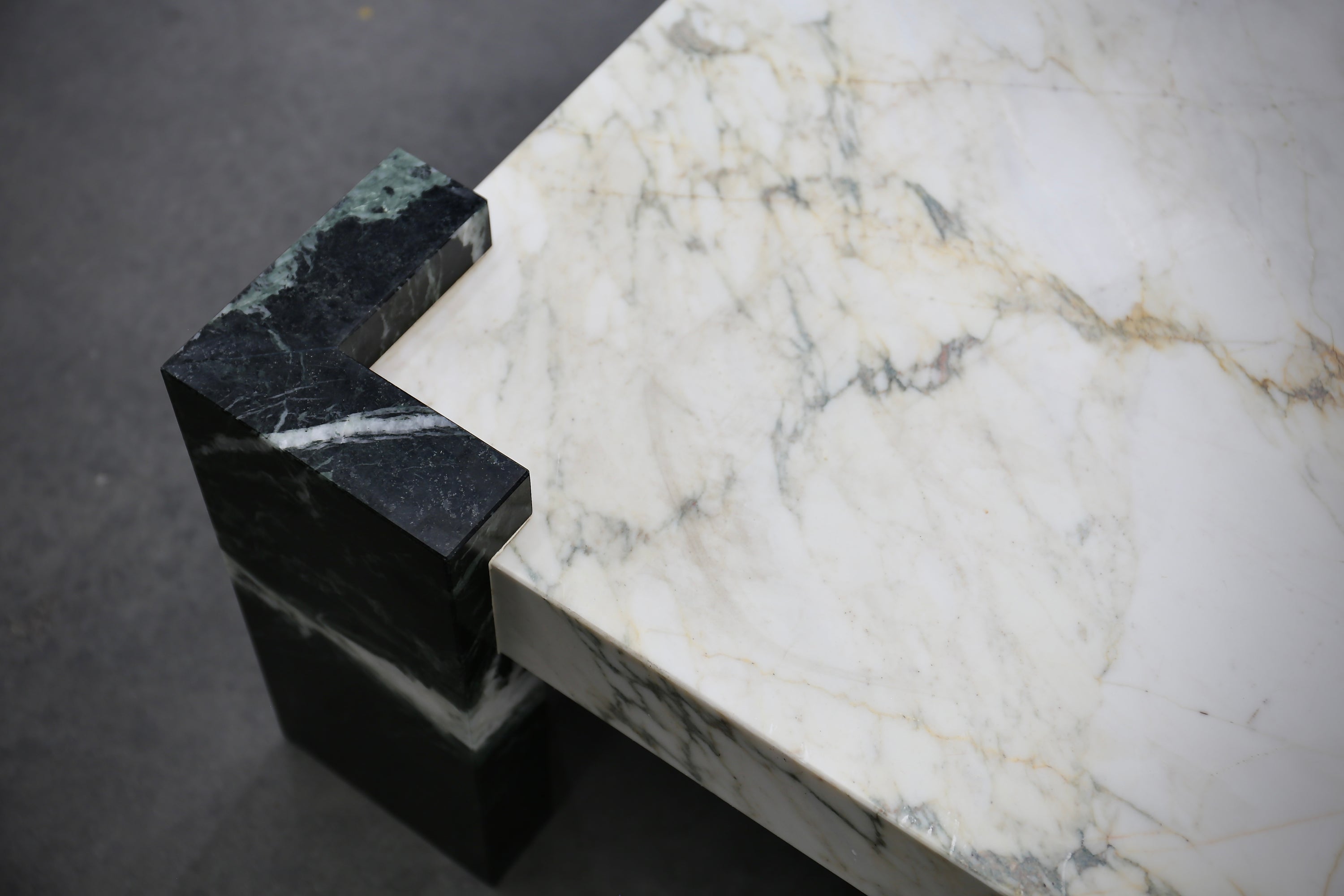 Verde Kontrast Coffee Table