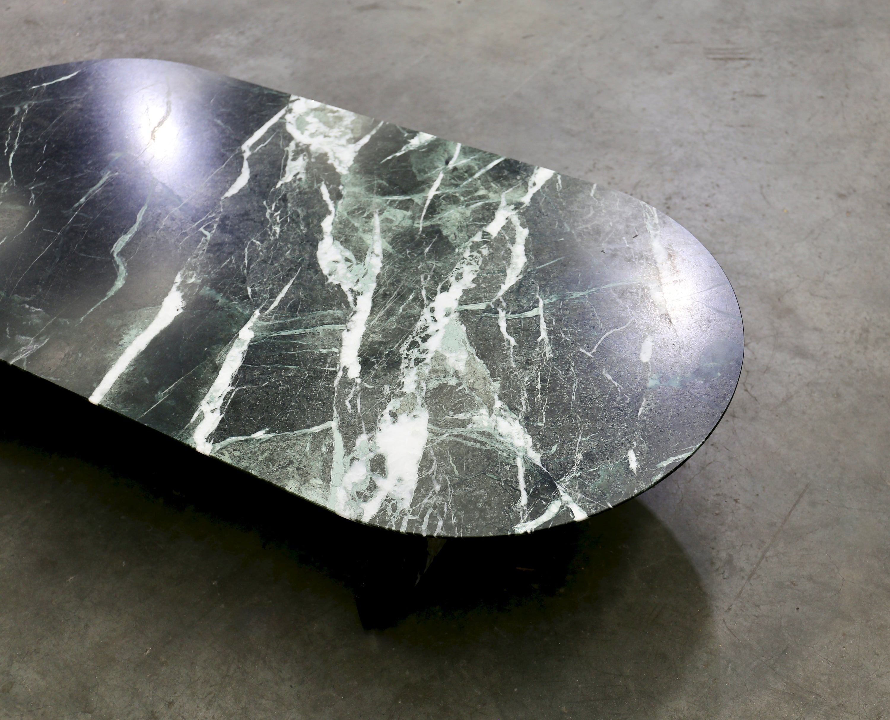 Stor Ovale Coffee Table