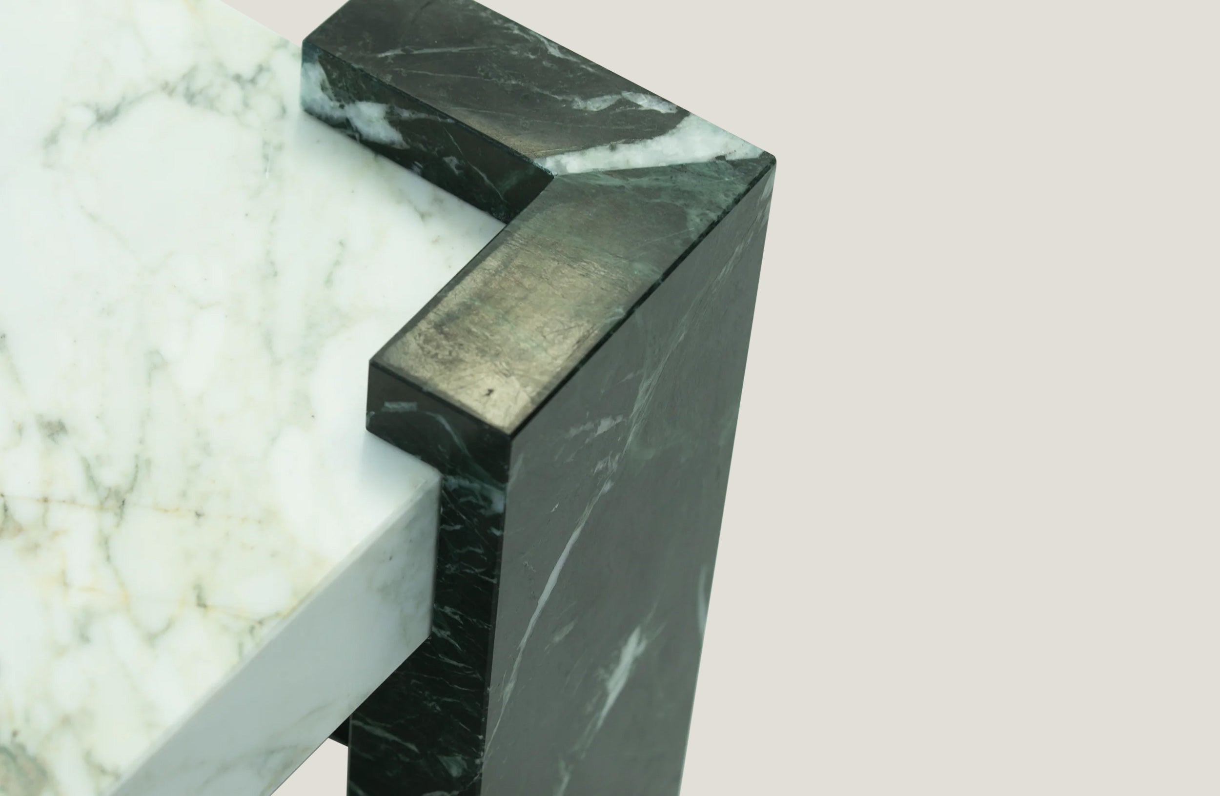 Verde Kontrast Coffee Table