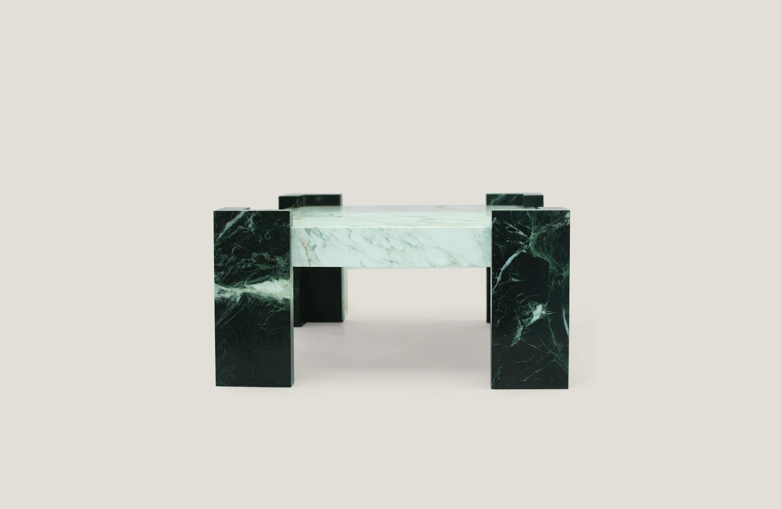 Verde Kontrast Coffee Table