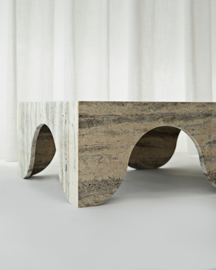 Kontur Curva Due Coffee Table