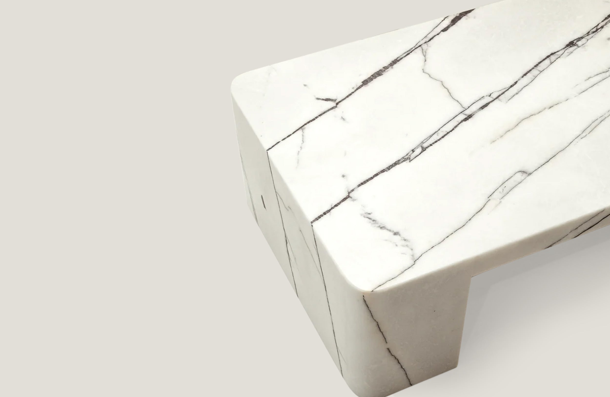 Sokkel Cut Coffee Table